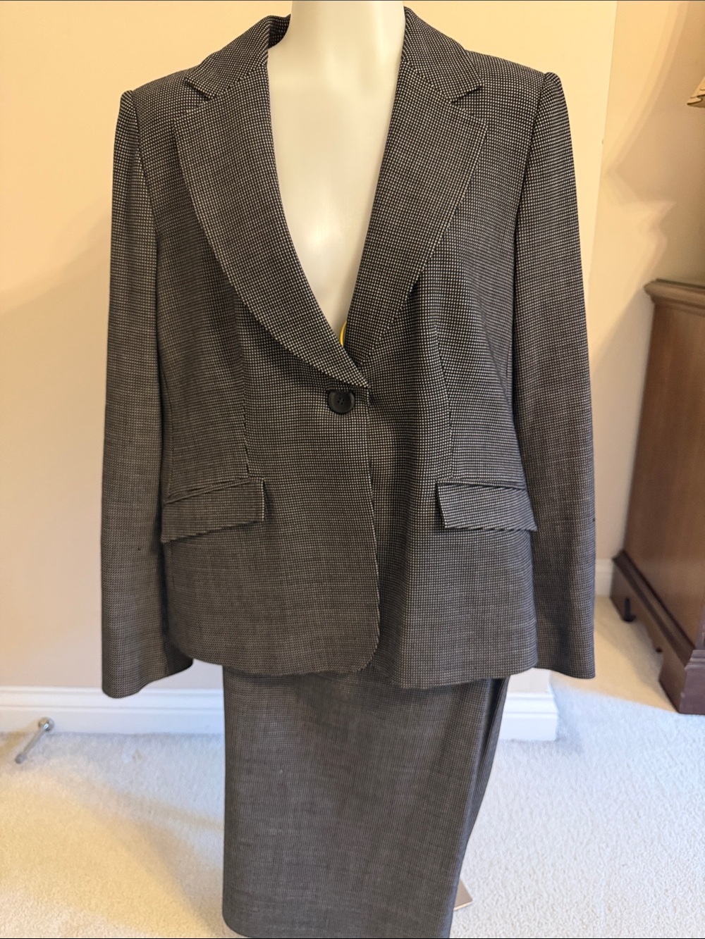 Armani Collezioni Gray Checked Tailored Skirt Suit